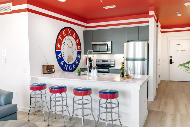 The+Rambler+Inn+Themed+Bedroom+Suites+2