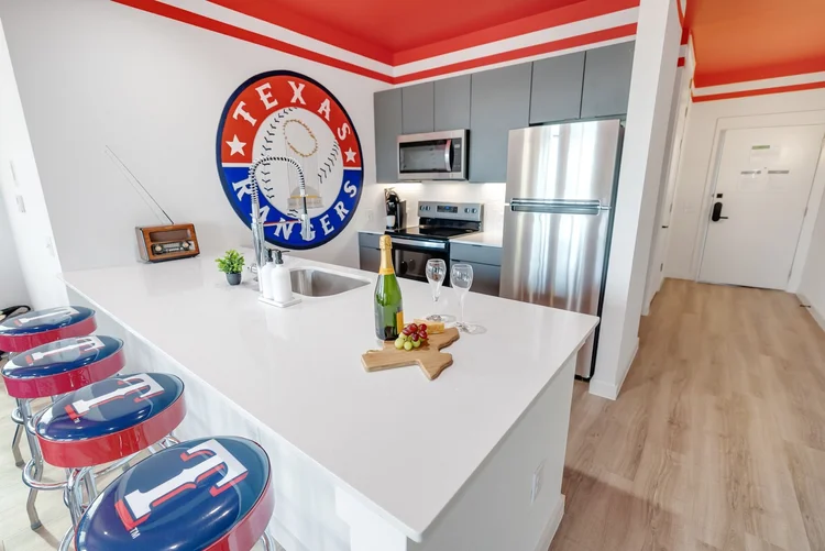 The+Rambler+Inn+Themed+Bedroom+Suites+4