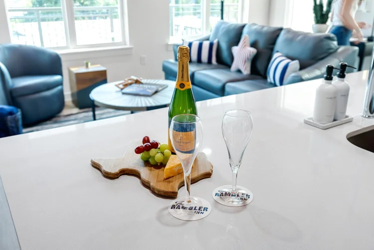 The+Rambler+Inn+Themed+Bedroom+Suites+5